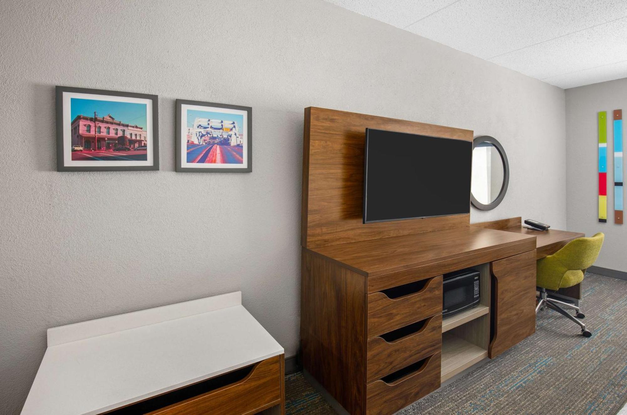 Hampton Inn Селма Екстериор снимка