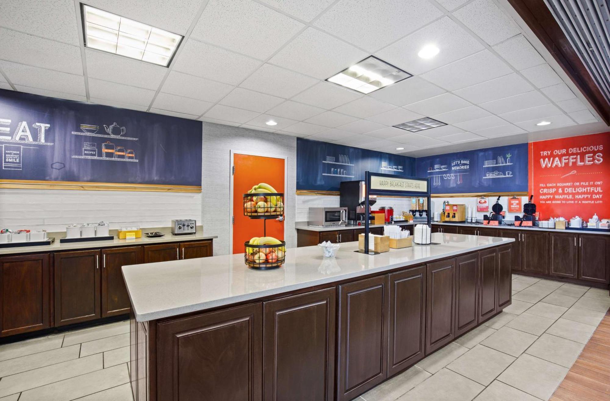 Hampton Inn Селма Екстериор снимка