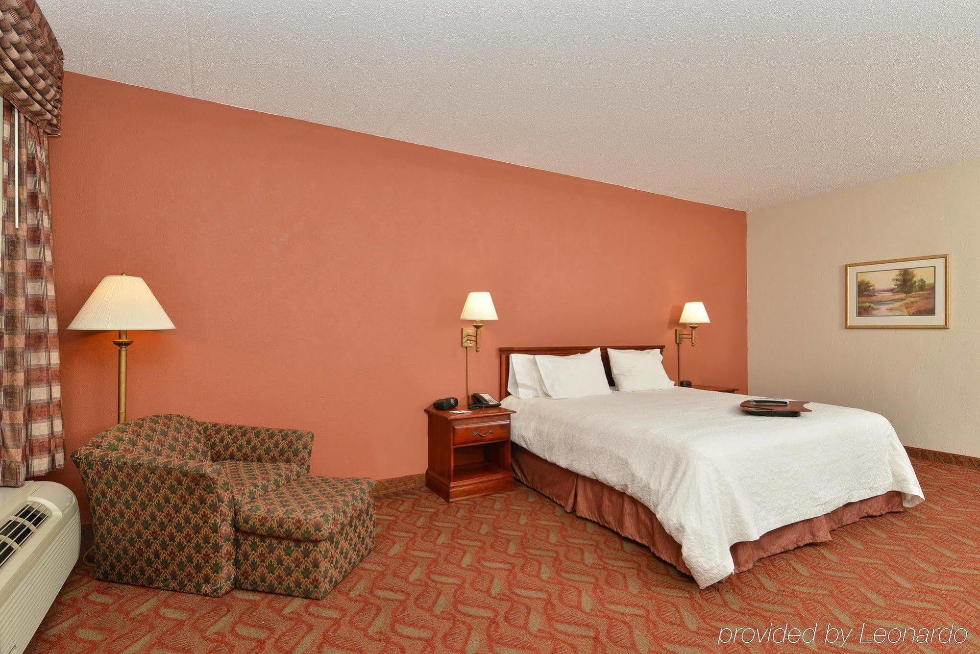 Hampton Inn Селма Екстериор снимка