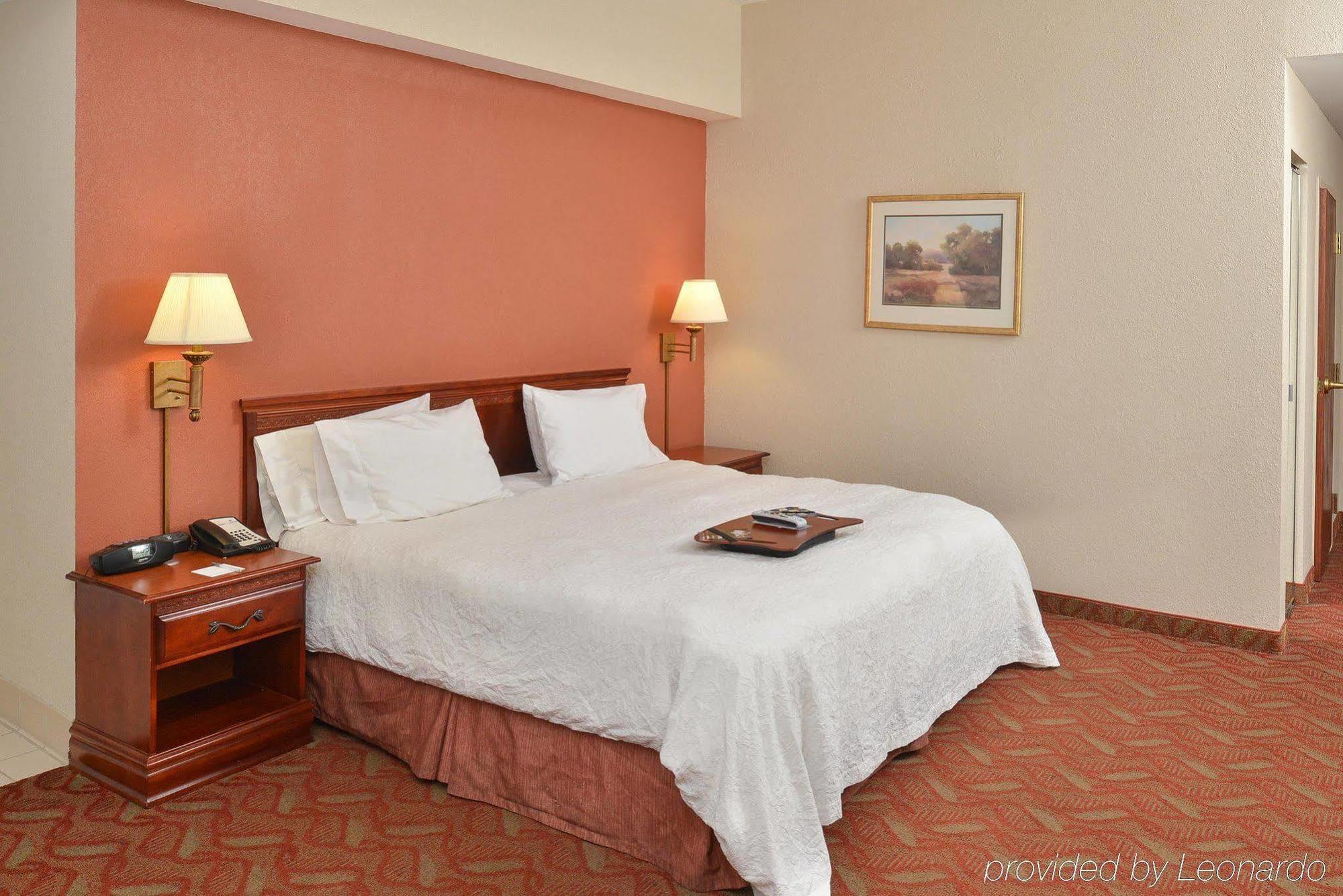 Hampton Inn Селма Екстериор снимка