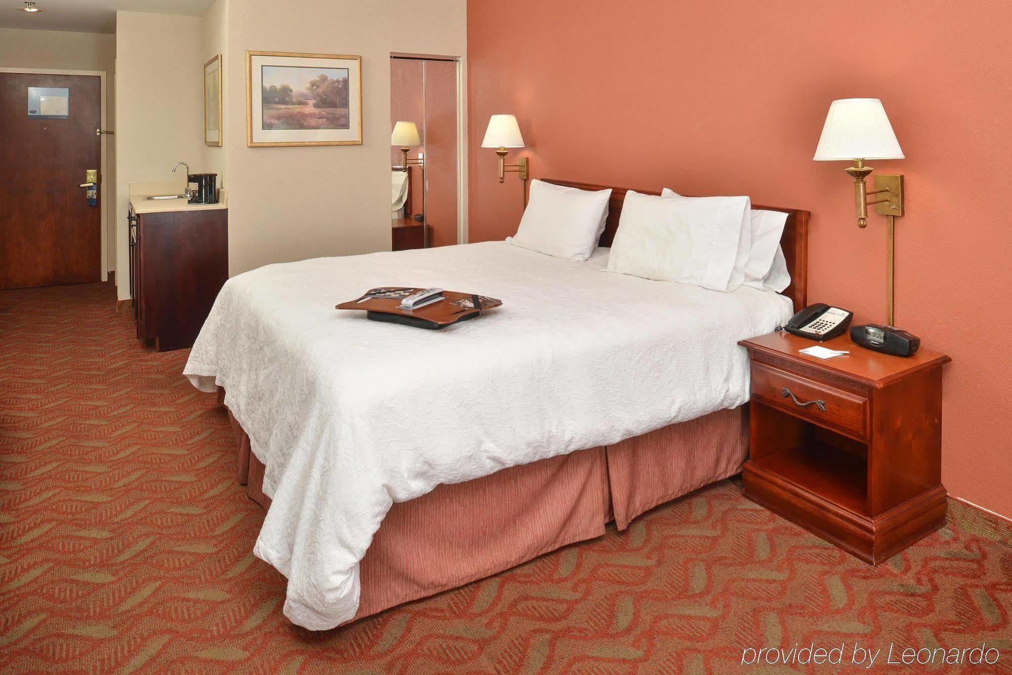 Hampton Inn Селма Екстериор снимка